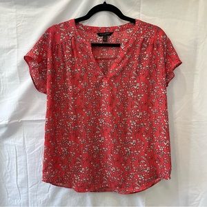 Banana Republic Size Small Pink Floral Top